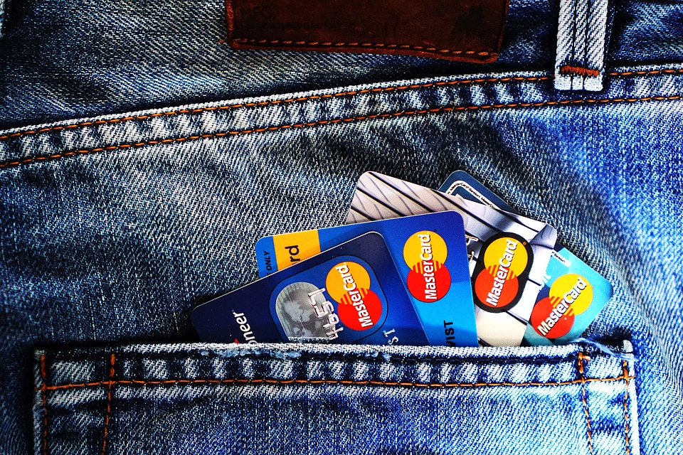 suica対応クレジットカードおすすめランキング！ポイント還元･オートチャージ･定期券利用など徹底分析！